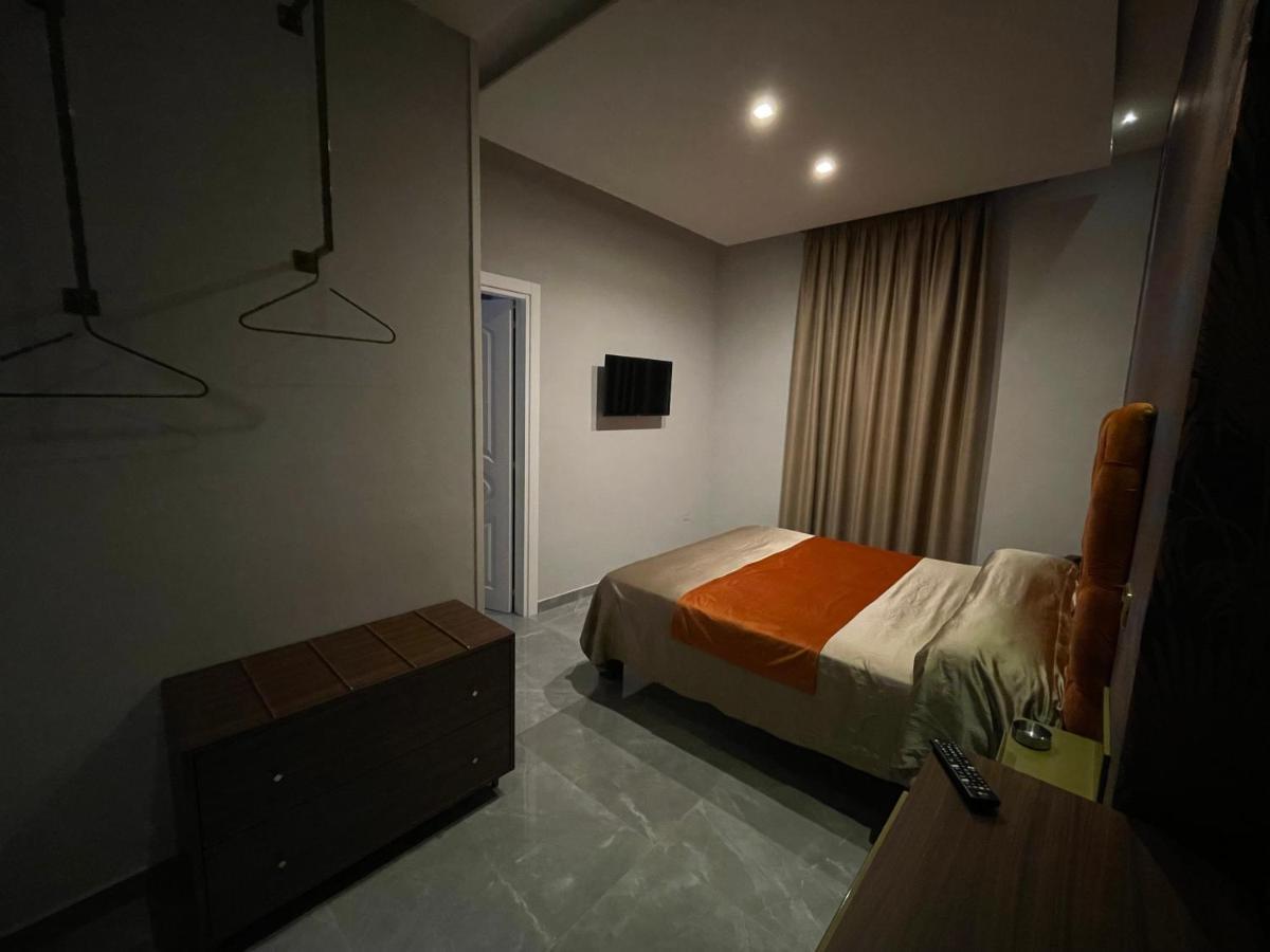 Ninfa Hotel Квалиано Экстерьер фото