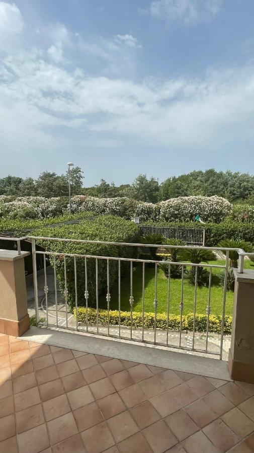 Ninfa Hotel Квалиано Экстерьер фото